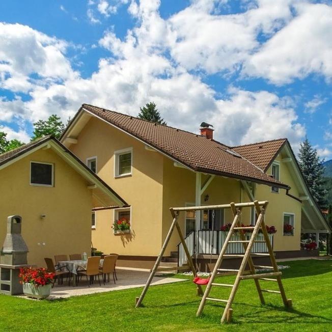 Apartmaji Cujez Recica ob Savinji 외부 사진